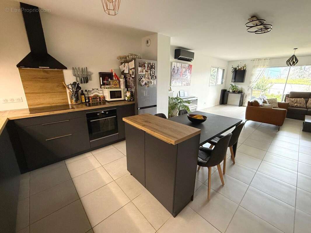 Appartement à MONTBONNOT-SAINT-MARTIN