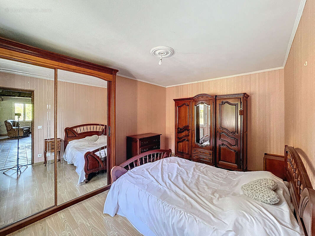 Maison à CHATEAUBERNARD