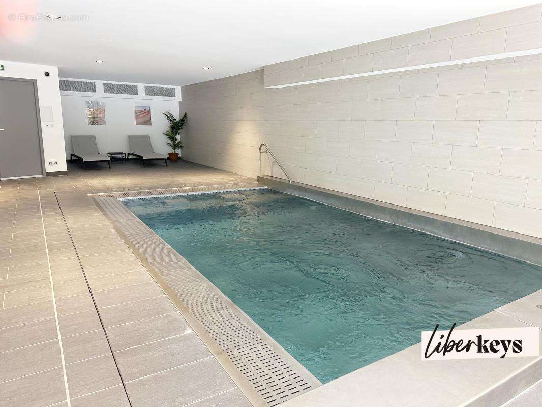 Appartement à SAINT-TROPEZ