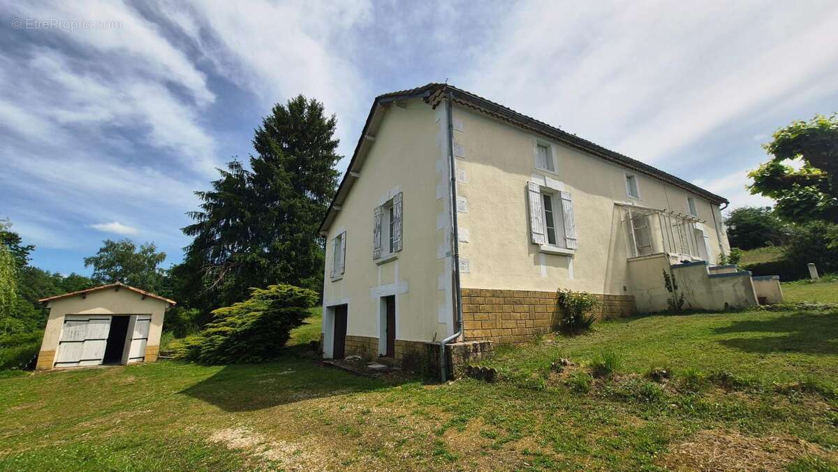 Maison à VERGT