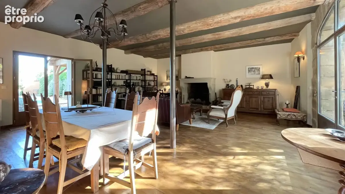 Saint-Quentin la Poterie, mas de village avec dépendance, jardin et piscine - photo 8