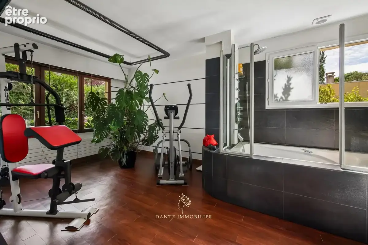 Maison d’architecte familiale avec jardin, terrasses et vue dégagée - photo 12