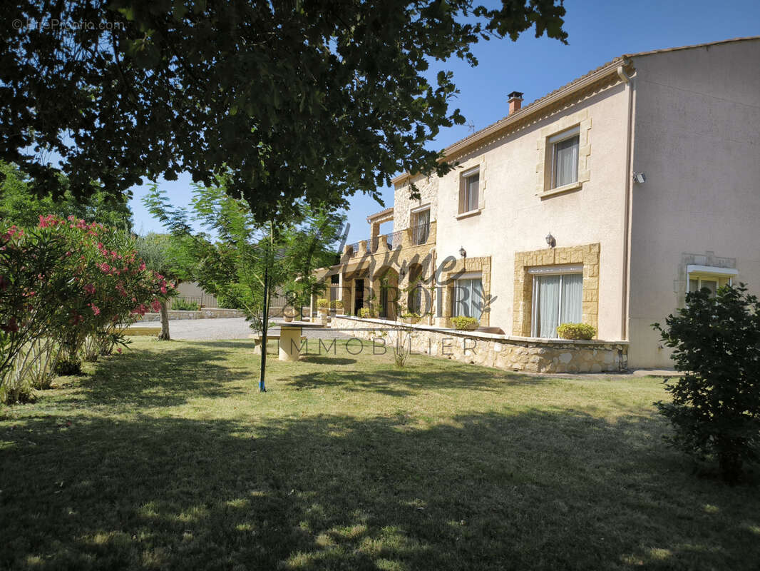 Maison à UZES