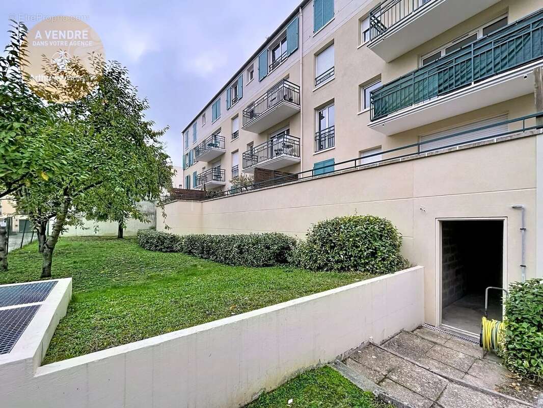 Appartement à EPINAY-SUR-SEINE