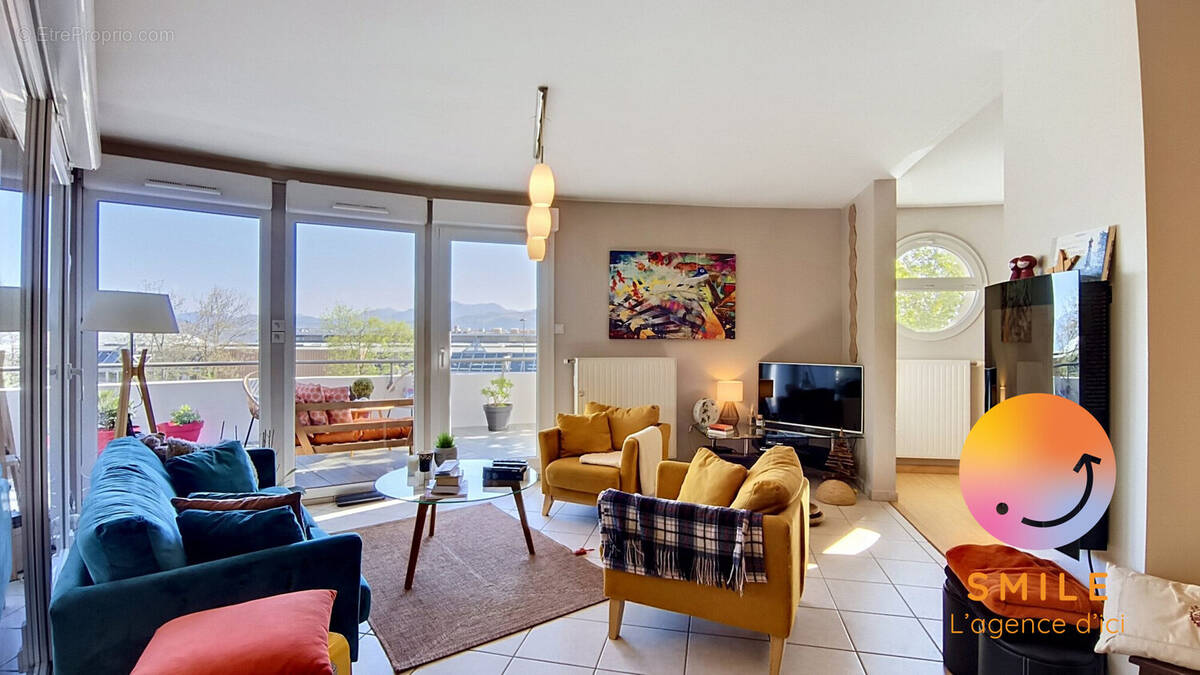 Appartement à LA ROCHE-SUR-FORON