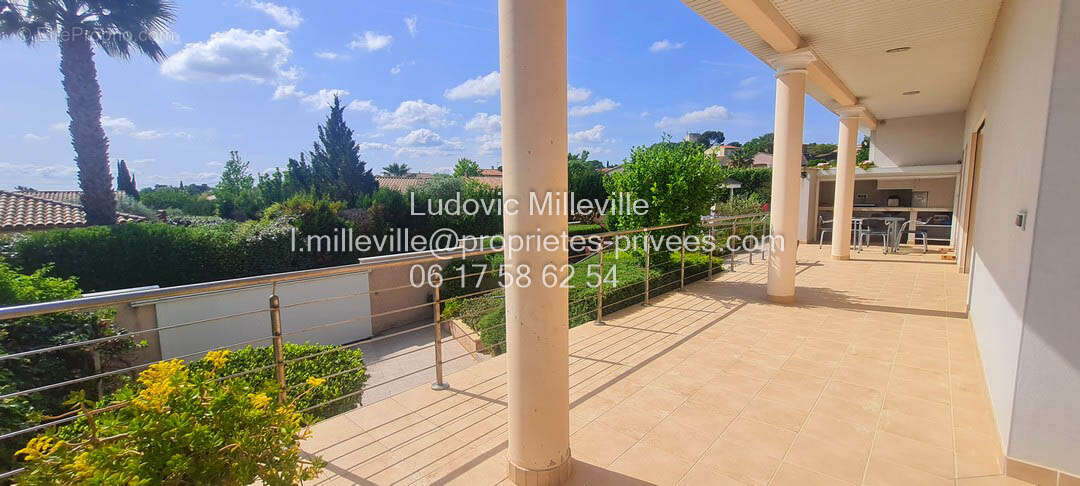 Jolie villa de 156m² avec grand  garage/piscine sur jardin paysager de 1161m² - photo 10