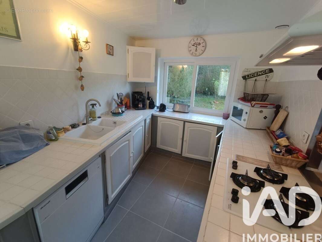 Maison 83 m² à Ferrieres-La-Verrerie  - photo 4