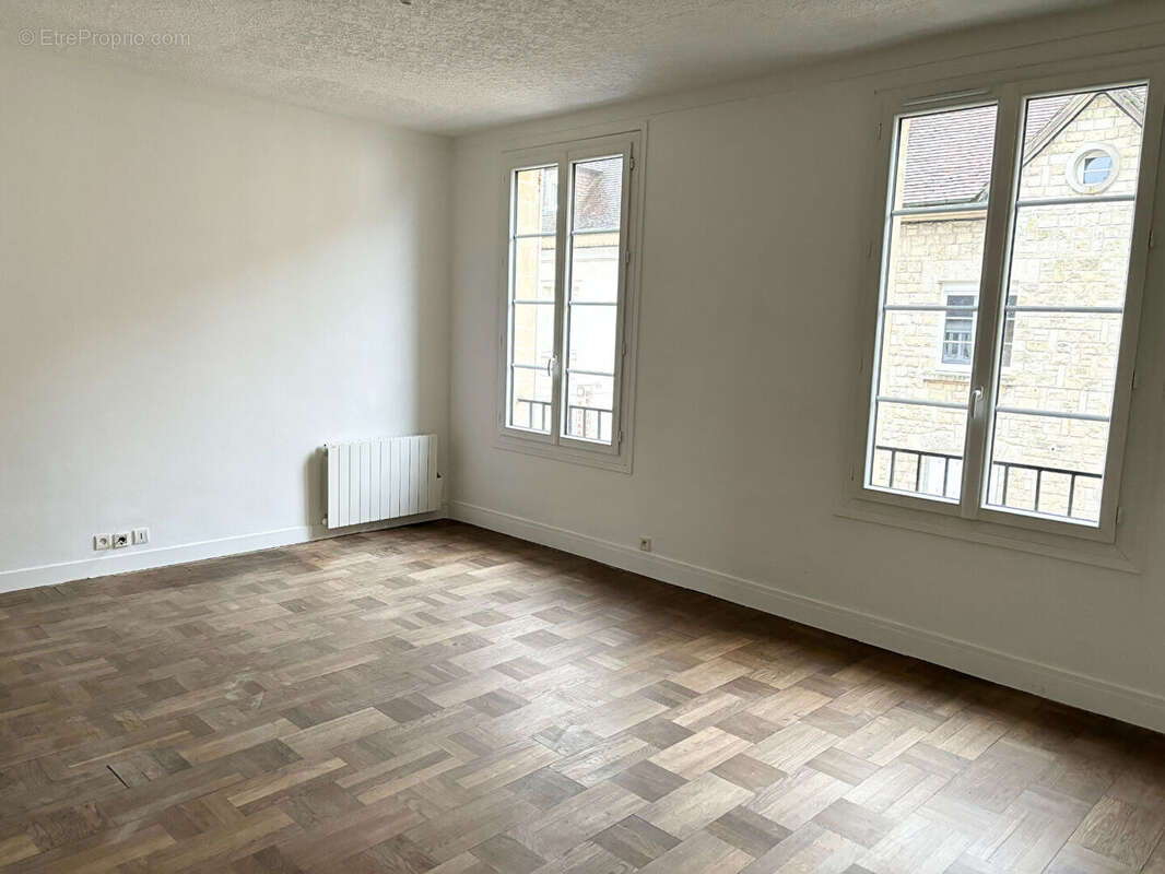 Appartement à FALAISE