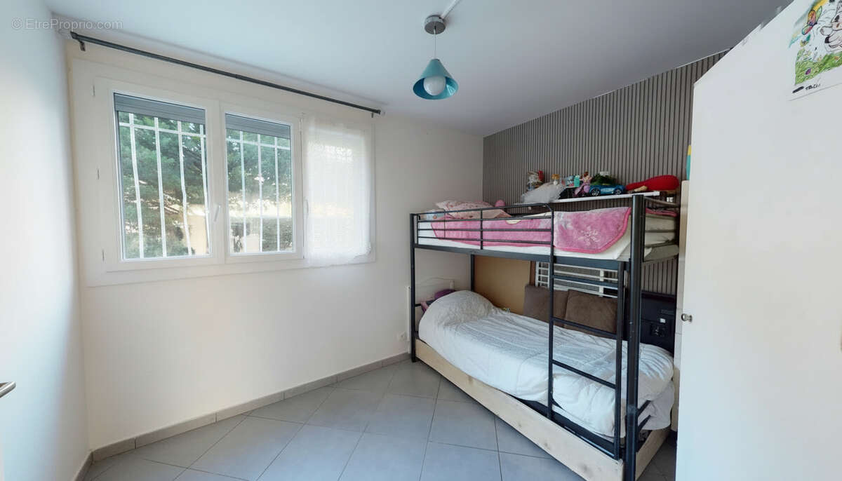 Appartement à MARSEILLE-13E
