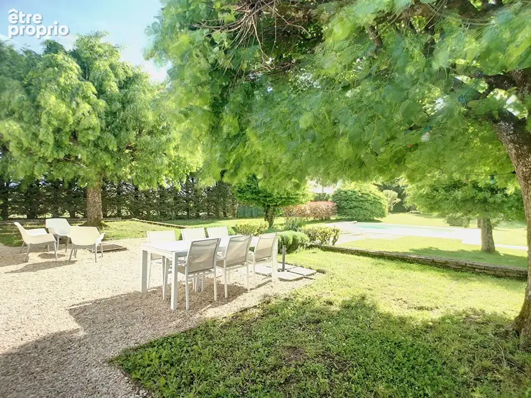 Appartement Cosne Cours Sur Loire 5 pièce(s) 155.80 m2 - photo 15