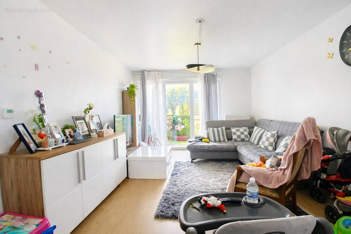Appartement à BUSSY-SAINT-GEORGES