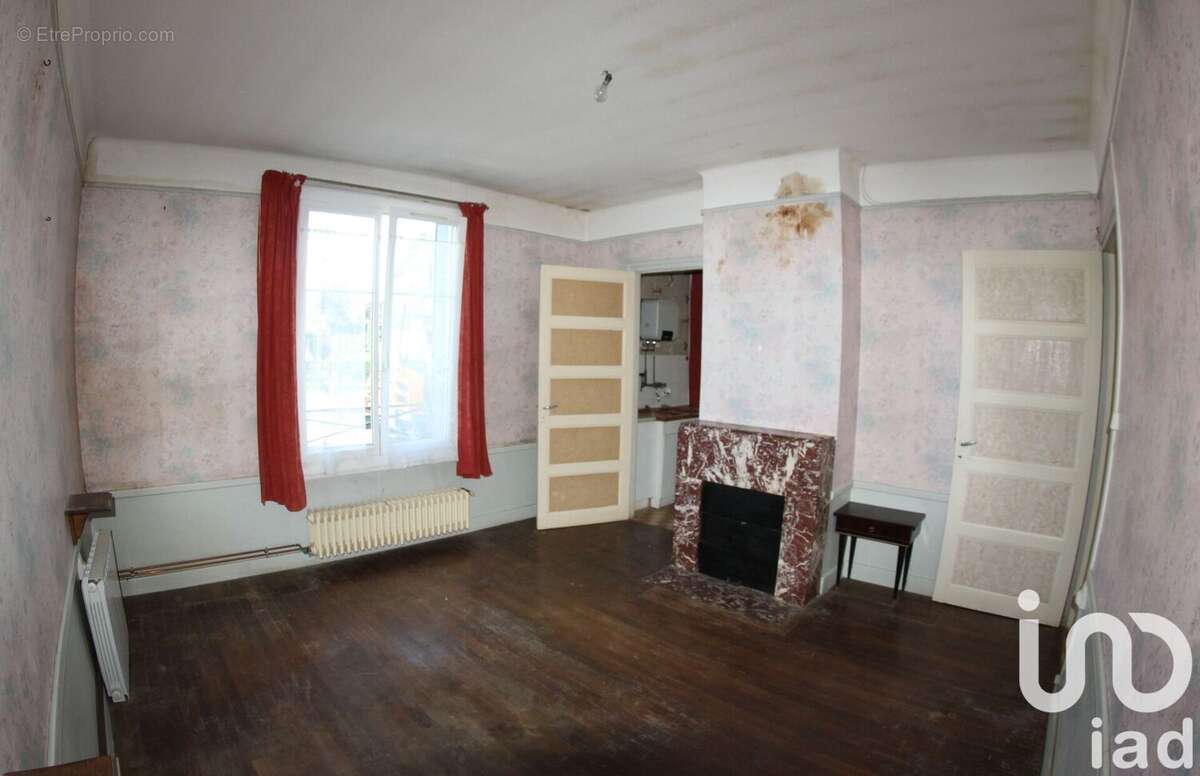 Photo 8 - Maison à CHARMONT