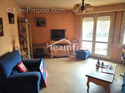 Appartement à PUY-GUILLAUME