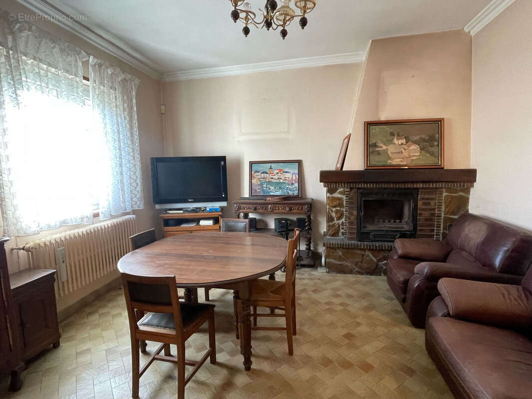 Photo 5 - Maison à LA CHAPELLE-MOUTILS