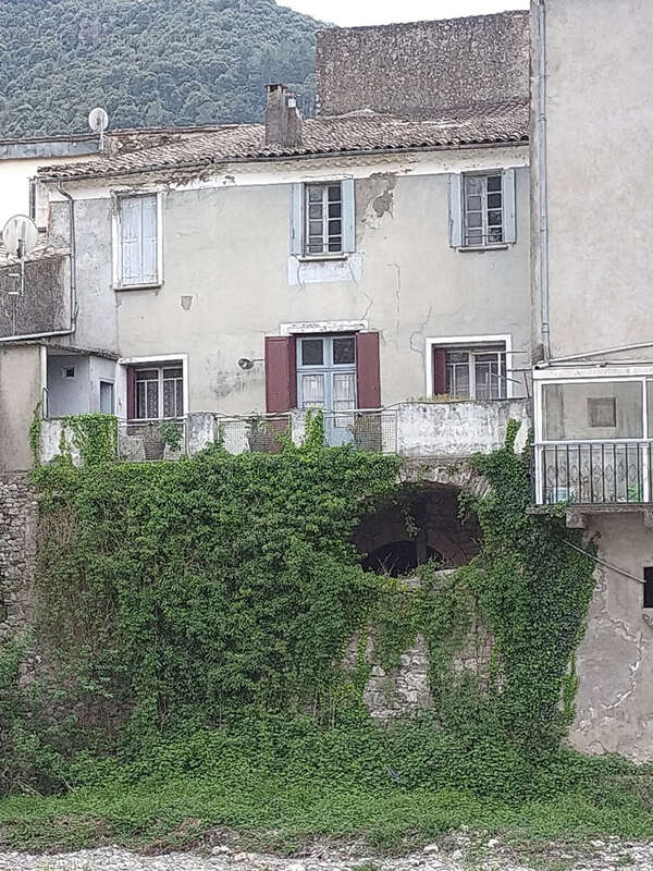 Maison à SUMENE