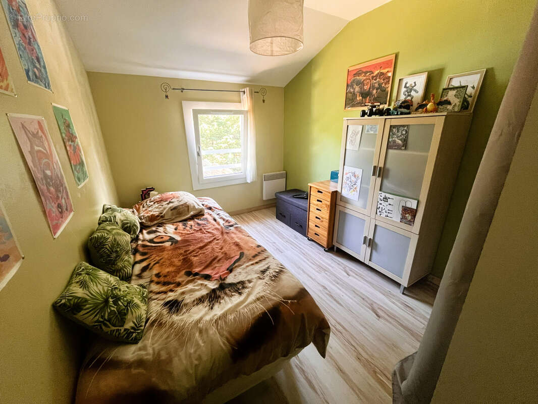 Maison rénovée   81 m2   2 chambres + bureau   Jardin sans vis-à-vis - photo 5