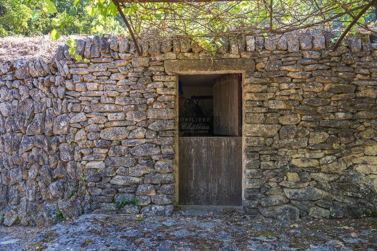 Ancienne bergerie de caractère à Bonnieux au cur d'un environnement naturel préservé - photo 7