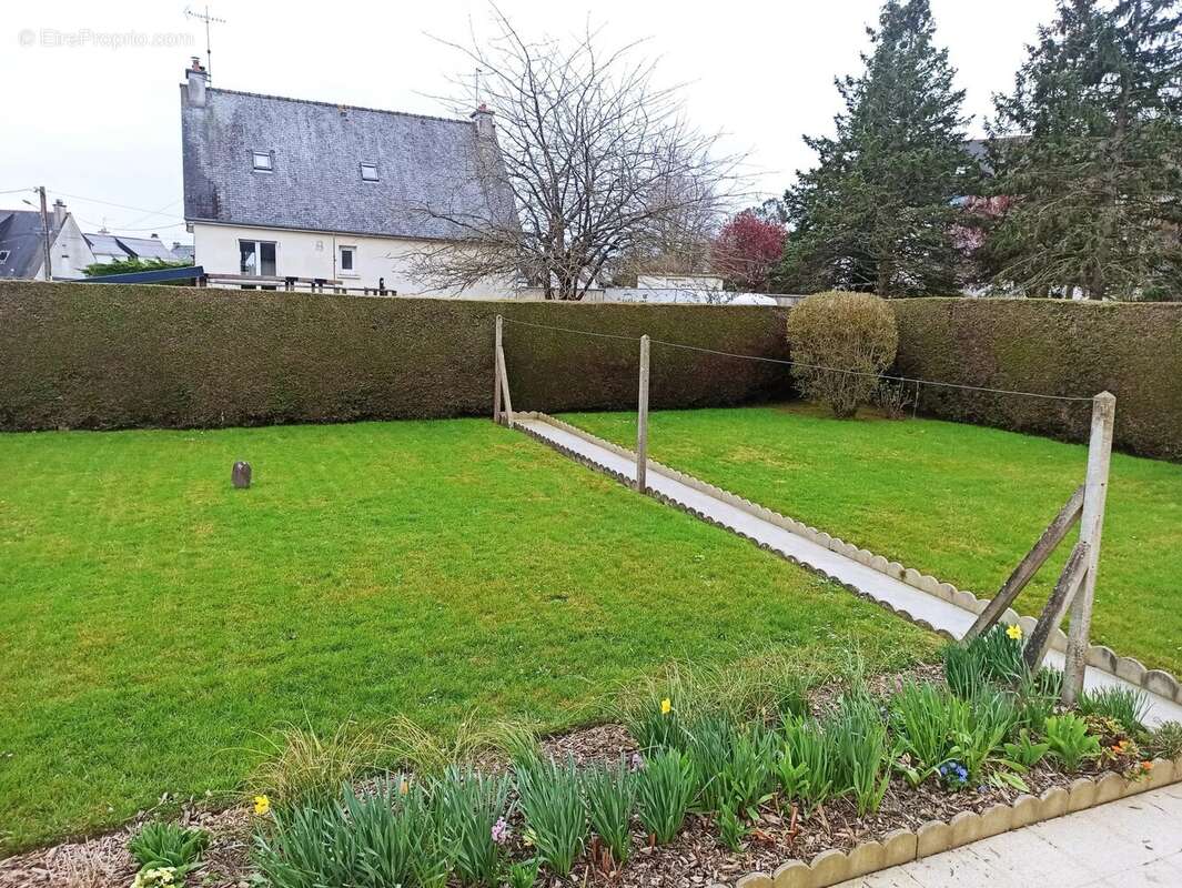 Maison à PLEUDIHEN-SUR-RANCE