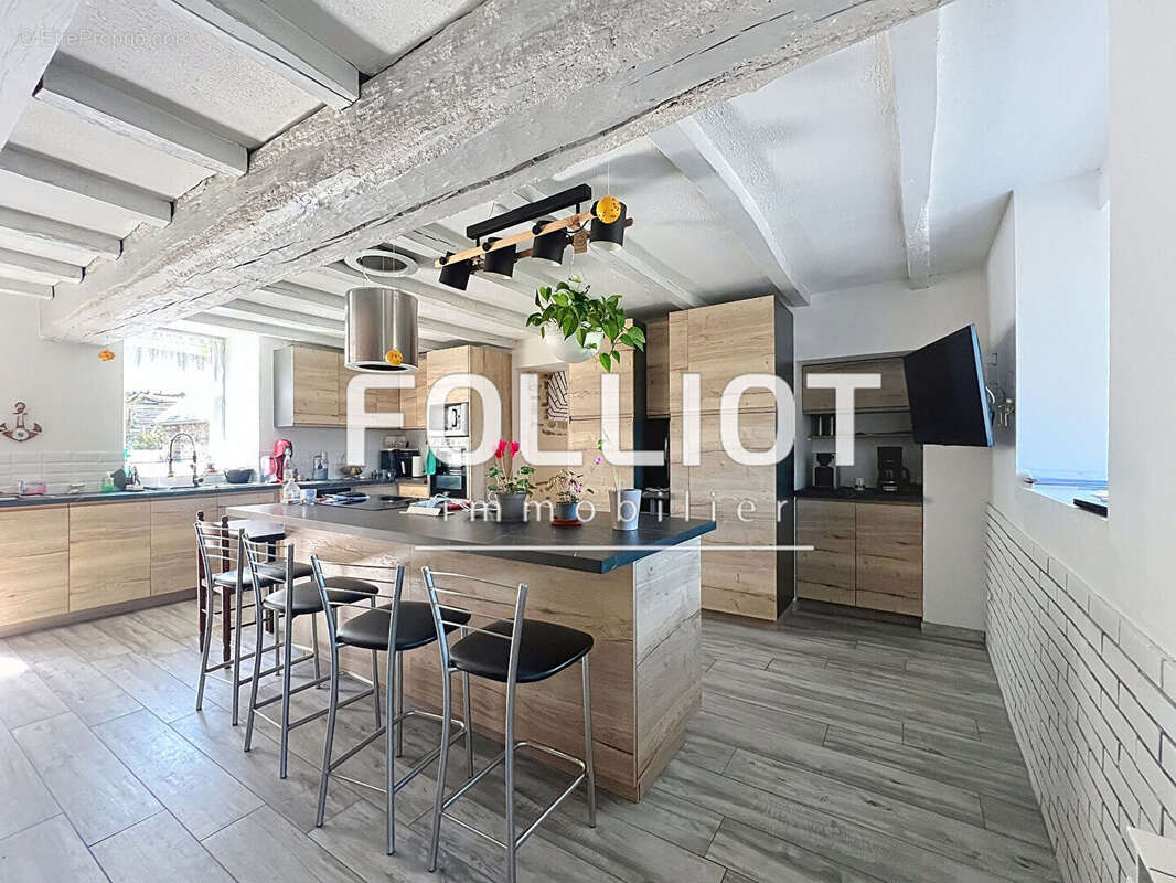 Maison à SAINT-AUBIN-DU-CORMIER