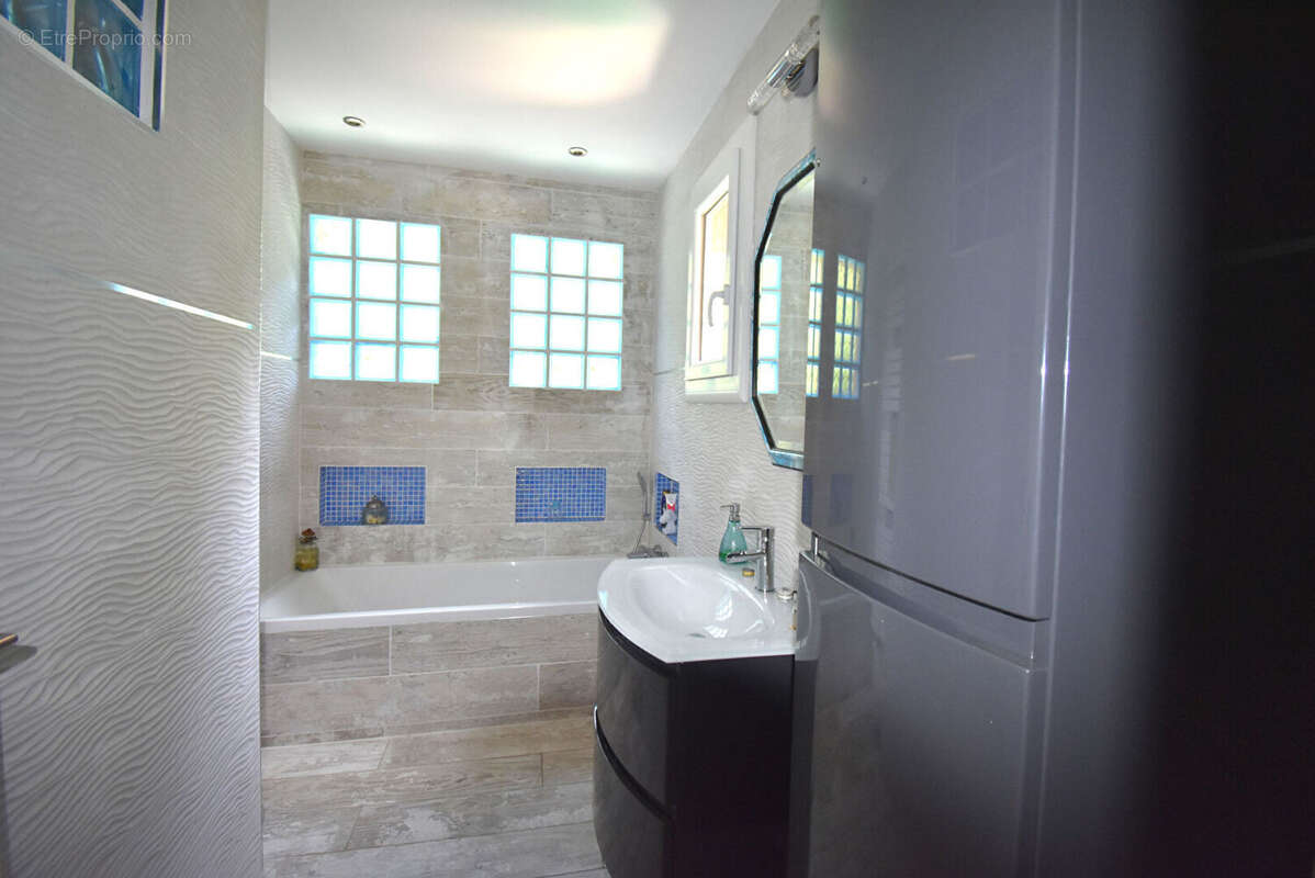 Maison à SAINT-RAPHAEL