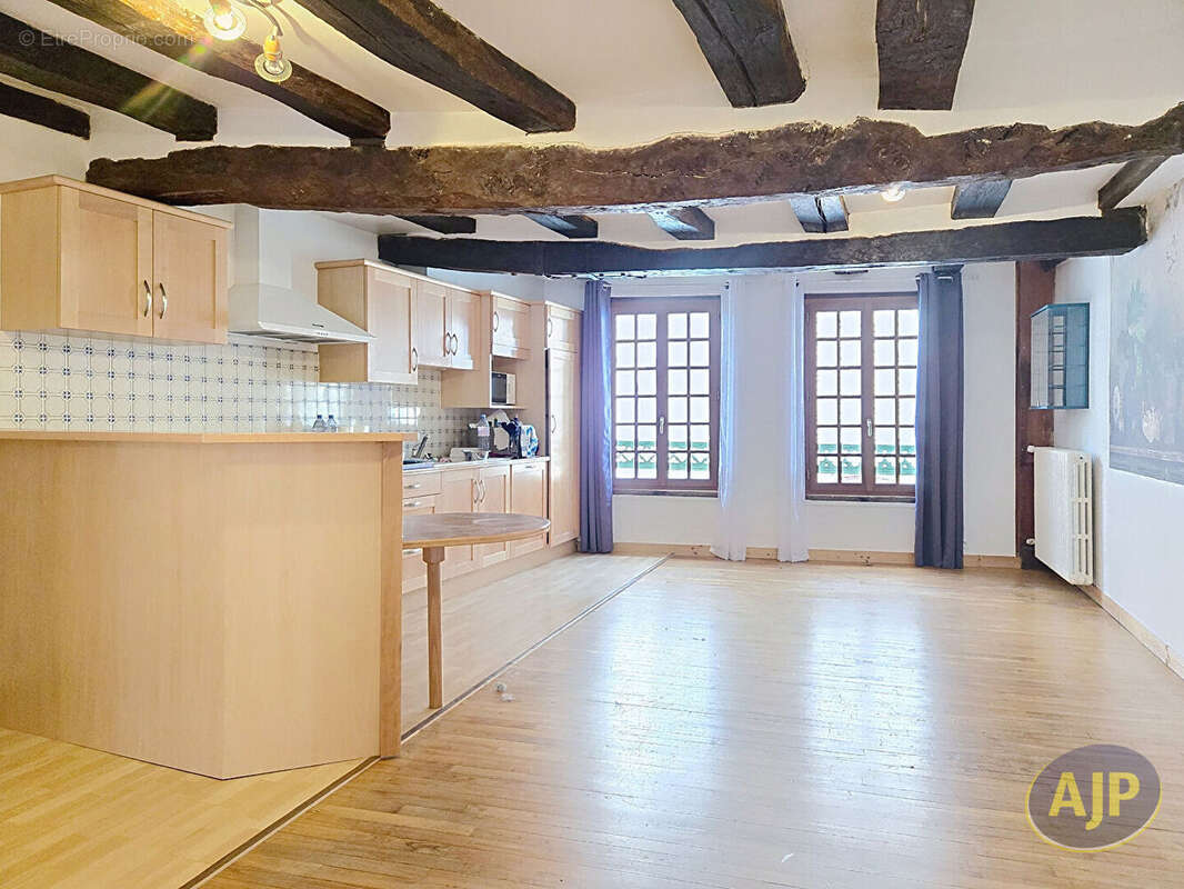 Maison à JOSSELIN