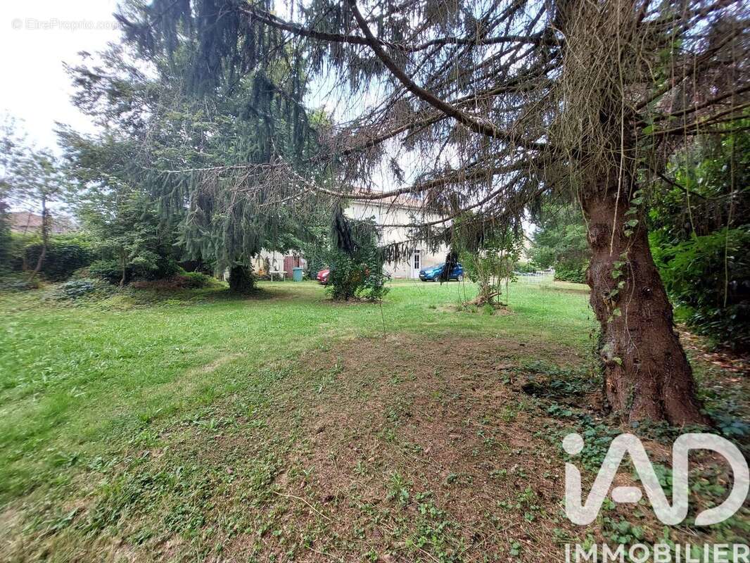 Maison 133 m² à Vayres  - photo 2
