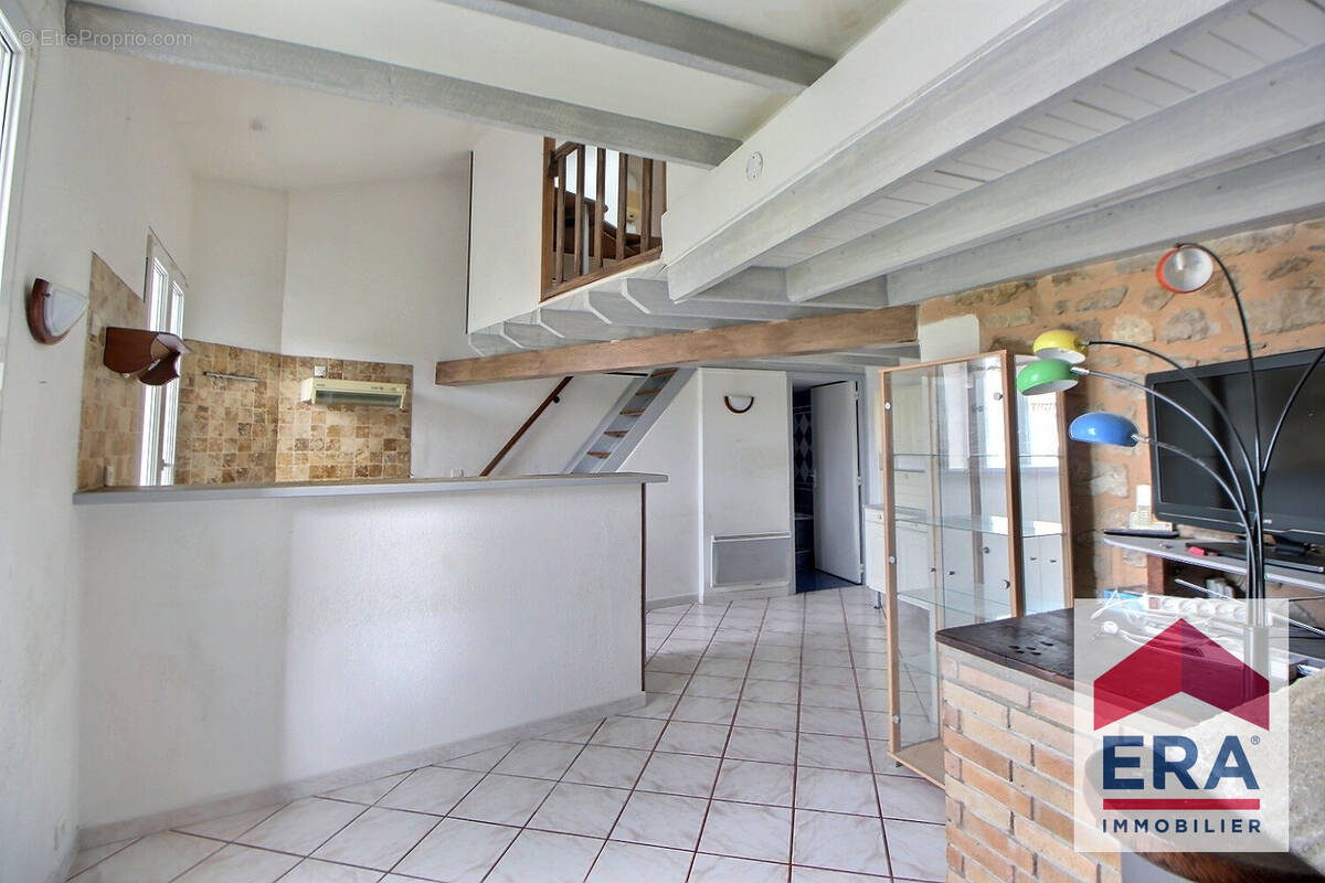 Maison à BOLLENE