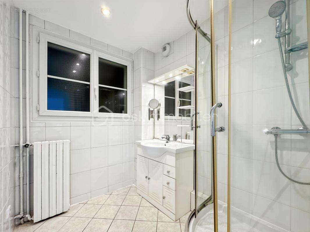 Appartement à ATHIS-MONS