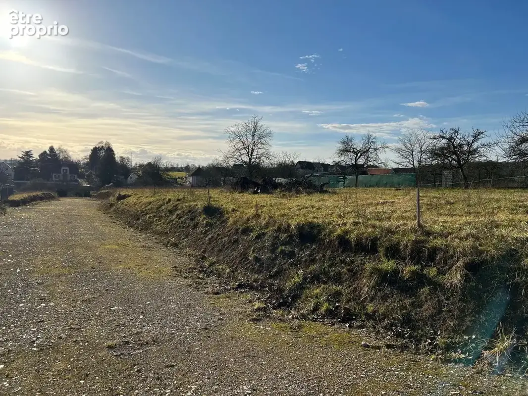 Terrain à bâtir de 500 m² à LAMPERTSLOCH (67) · 60 000 €