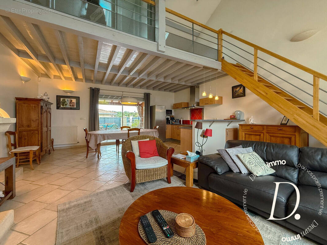 Maison à LE TAILLAN-MEDOC