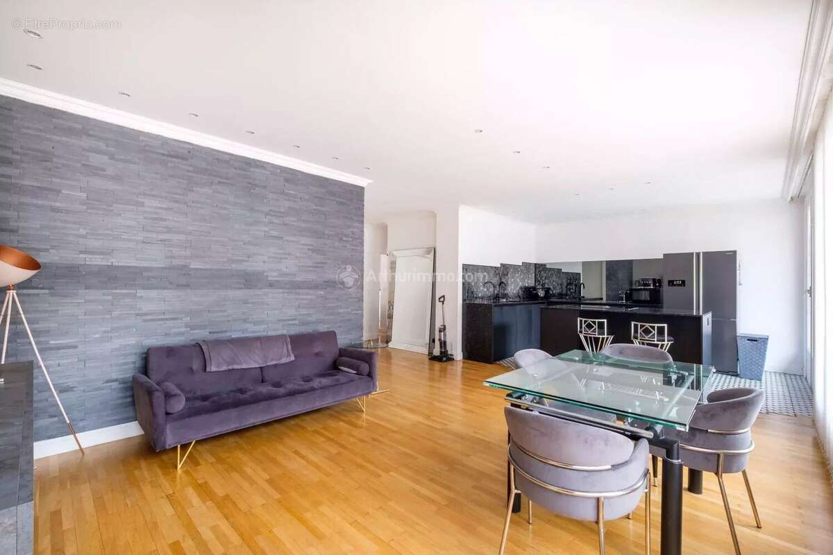 Appartement à LYON-6E