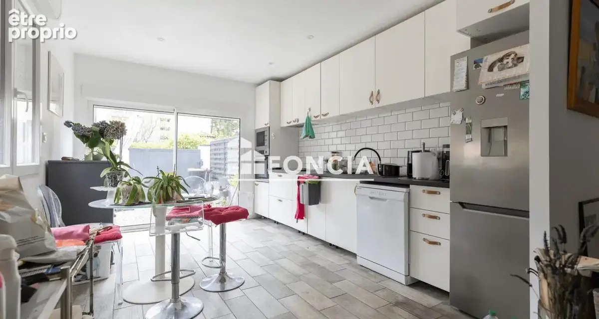 Blagnac — Belle maison familiale rénovée, dépendance indépendante, 751 m² de terrain - photo 10