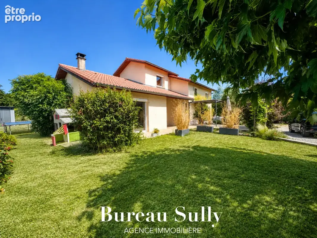 Maison luzinay - photo 5