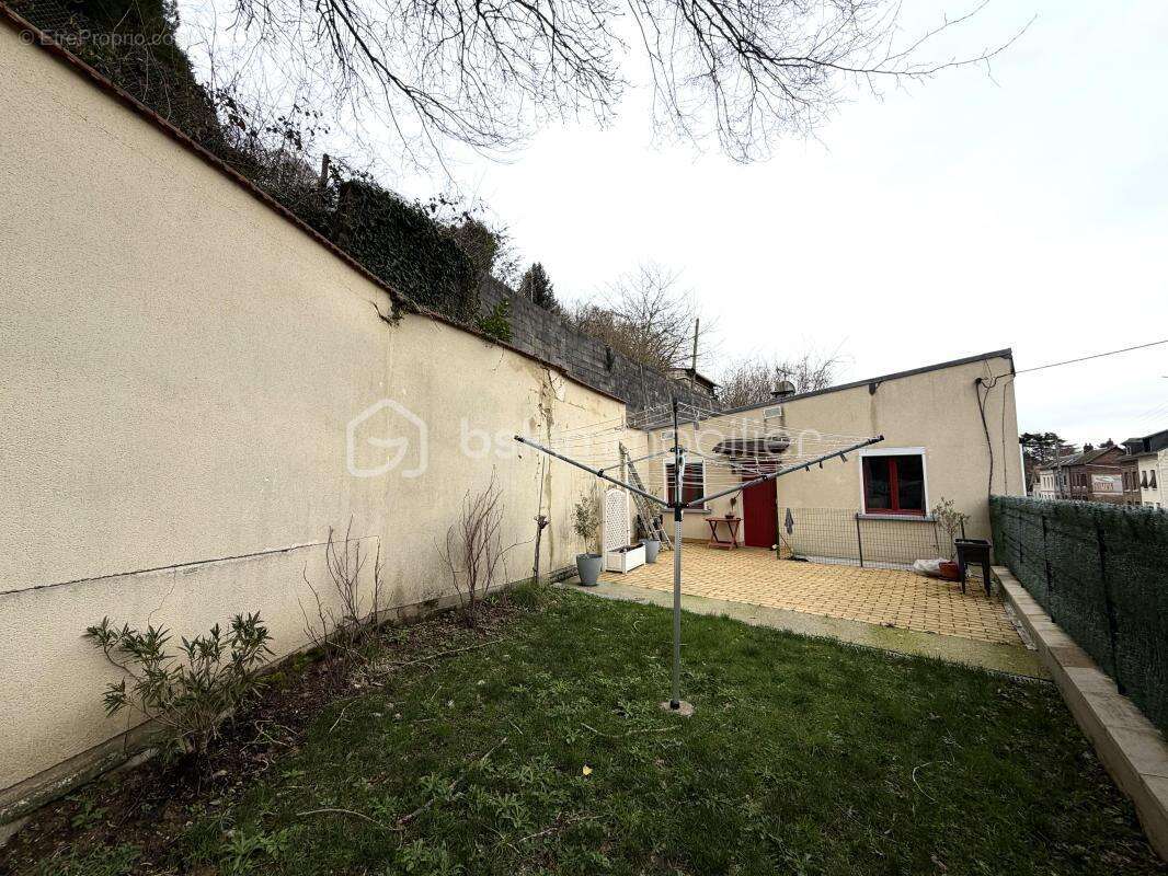 Maison à NOTRE-DAME-DE-BONDEVILLE