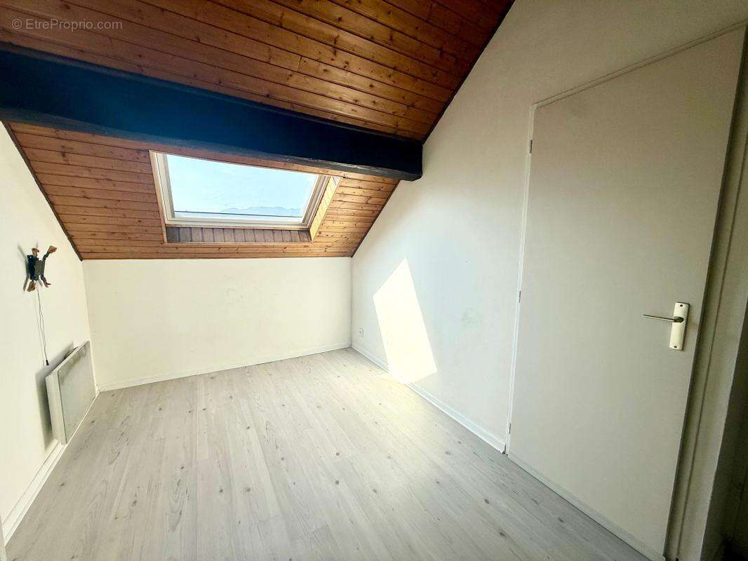 Appartement à AIX-LES-BAINS