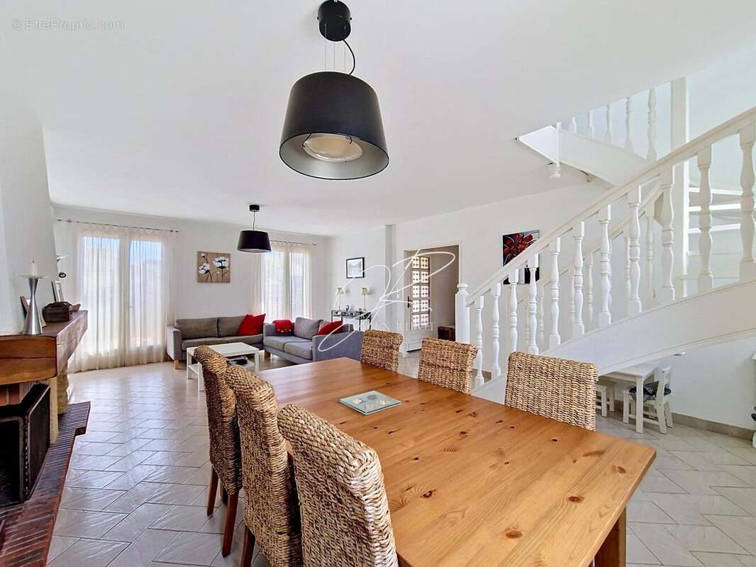 Photo 4 - Maison à SAUVIAN
