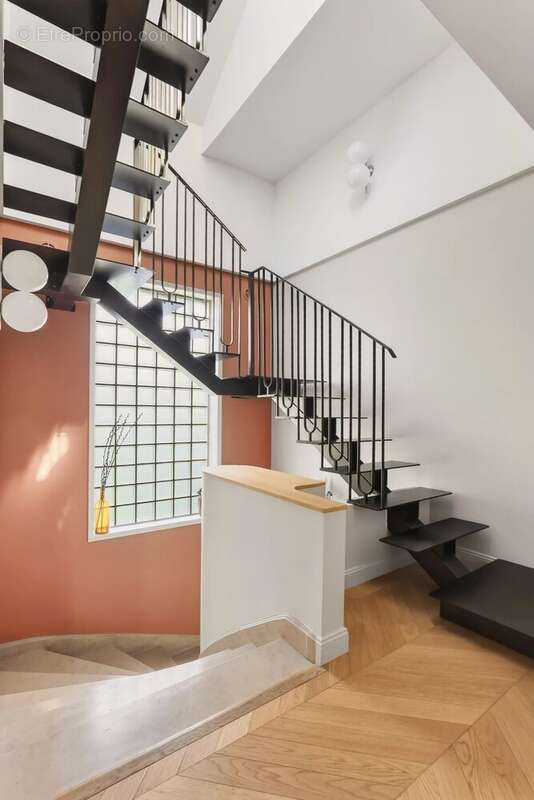 Duplex 4 chambres et terrasses de 200m2 - photo 8