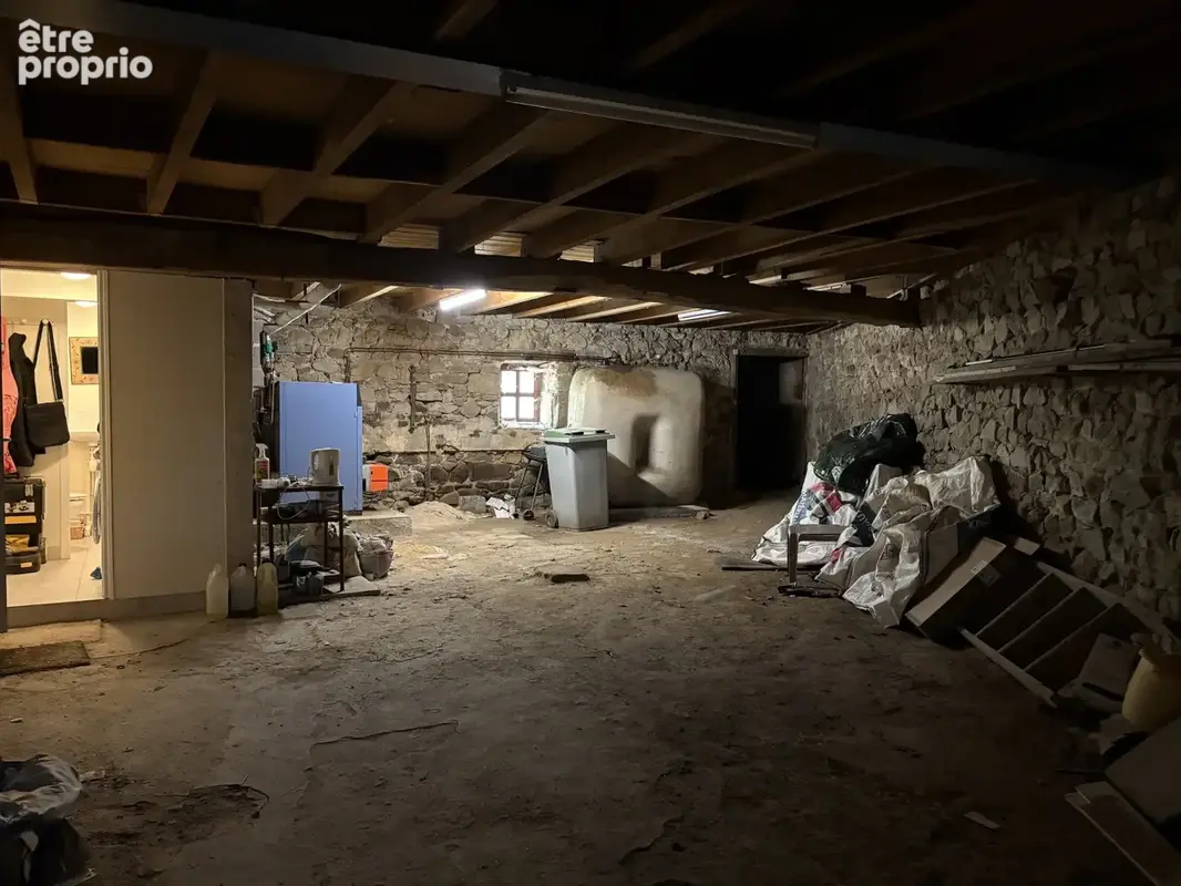 Saint-Mathieu : jolie maison du bourg de 3 pièces avec garage, terrasse et jardin clos - photo 17