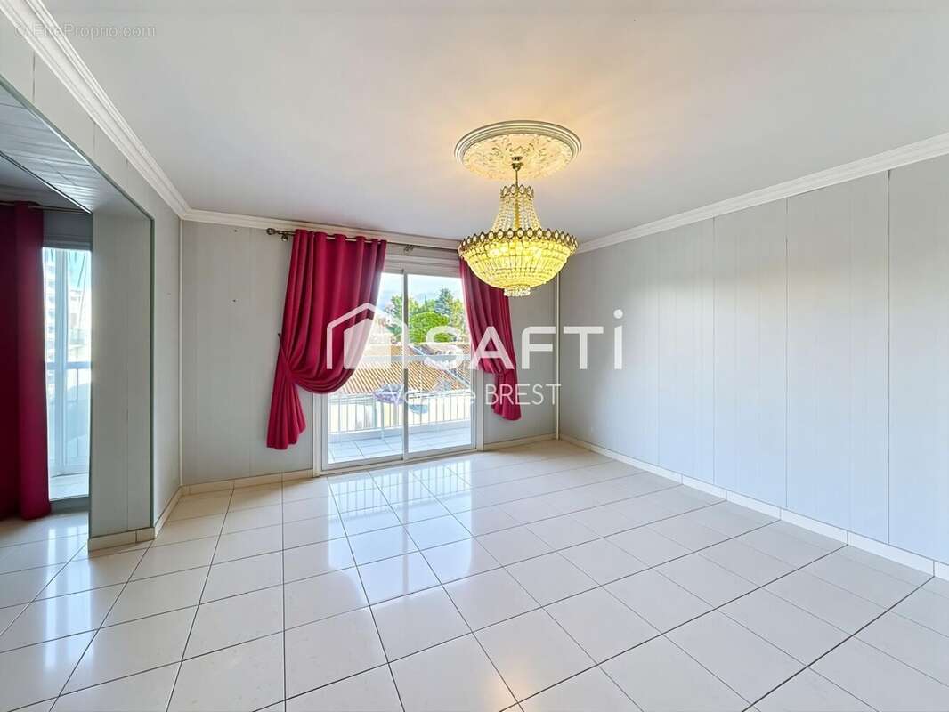 Photo 3 - Appartement à MARSEILLE-10E