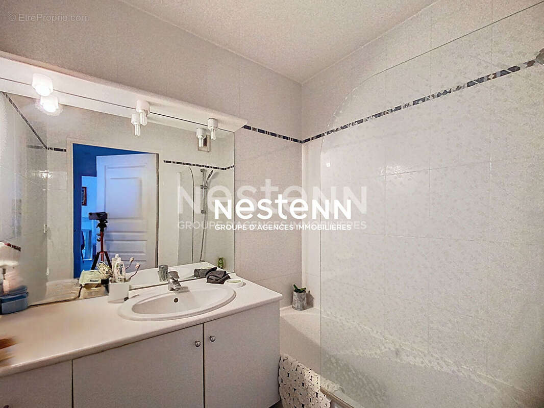 Appartement à VALLAURIS