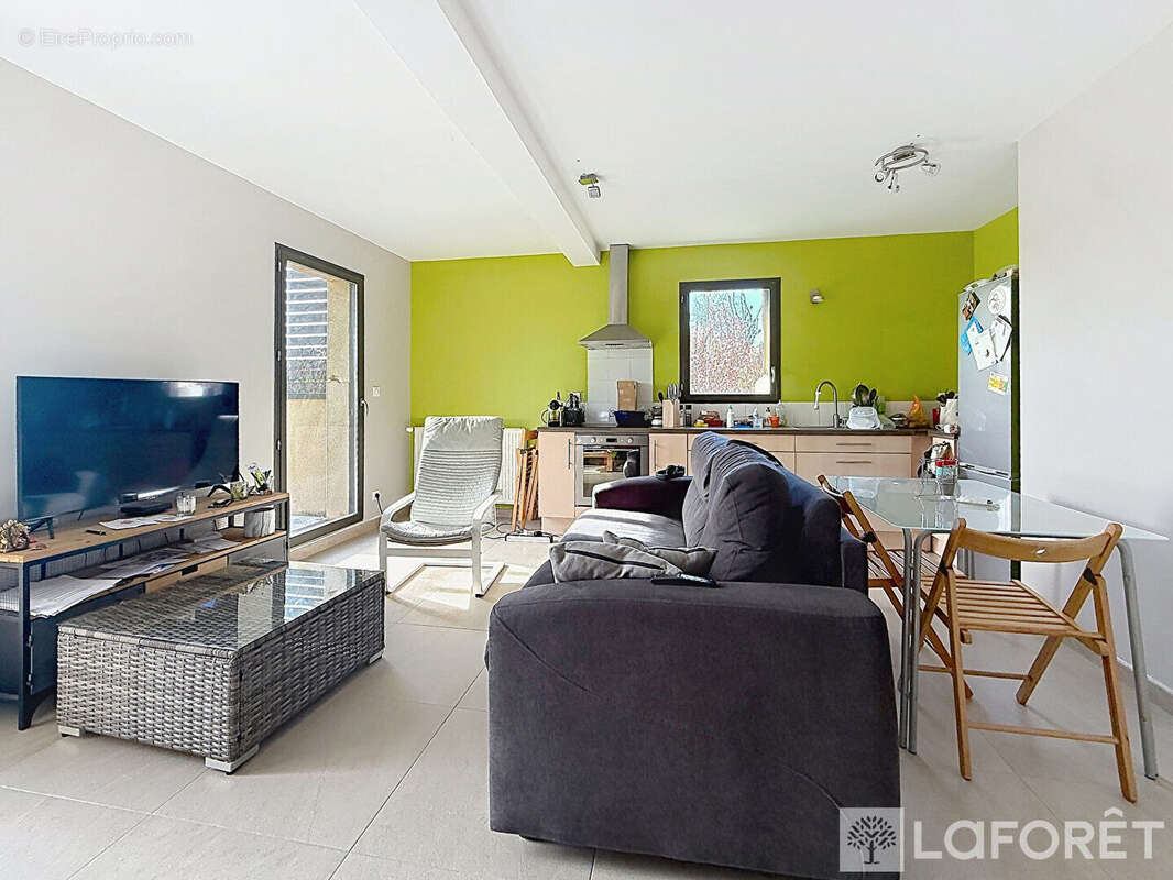 Appartement à L'ISLE-D'ABEAU