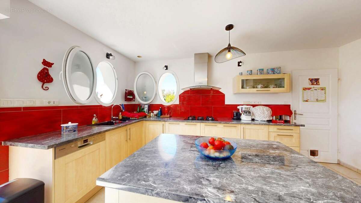 Maison 5 pièces 133m² et 3000m² de terrain - Aure sur mer - photo 20