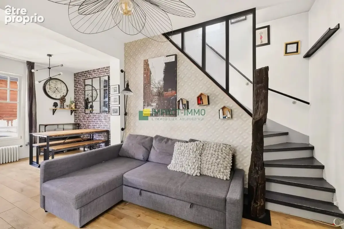  Coup de Cœur – Maison en Pierre avec Jardin, Terrasse et Dépendance à Colombes - photo 4