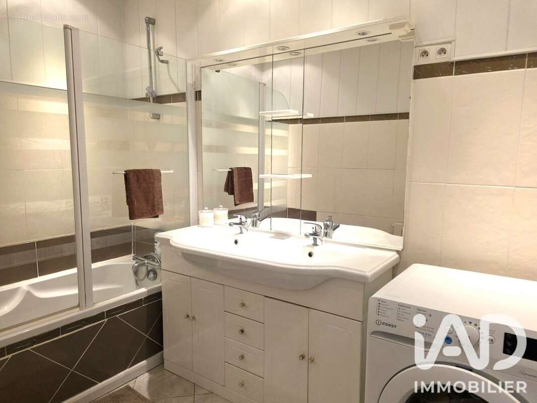 Maison 146 m² à Breville  - photo 7