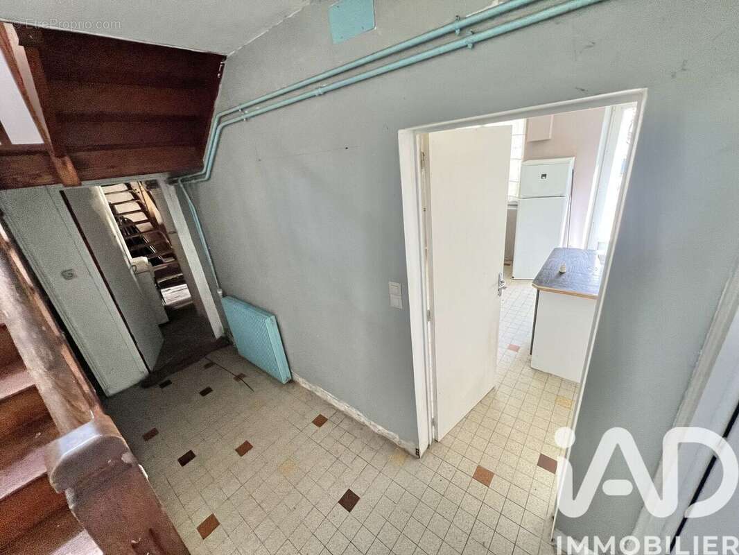 Maison 106 m² à Persac  - photo 3
