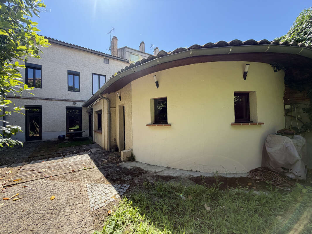 Maison à CASTELSARRASIN
