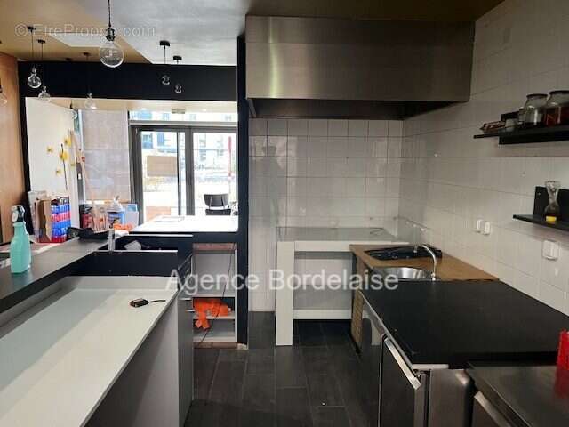 Autre à LE TAILLAN-MEDOC