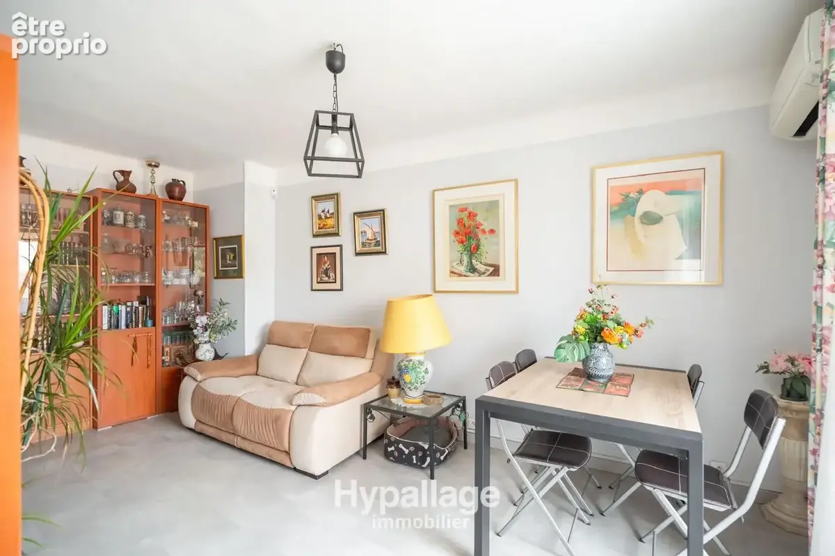 Vend type 3 lumineux balcon cave ascenseur 13004 Marseille - photo 5