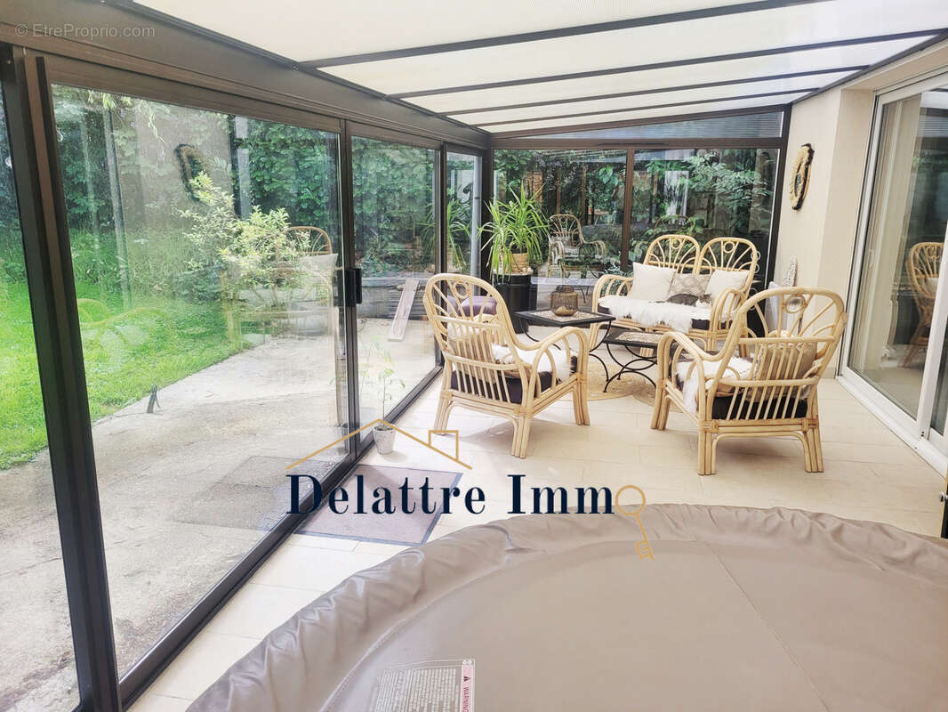 Maison à COURSET