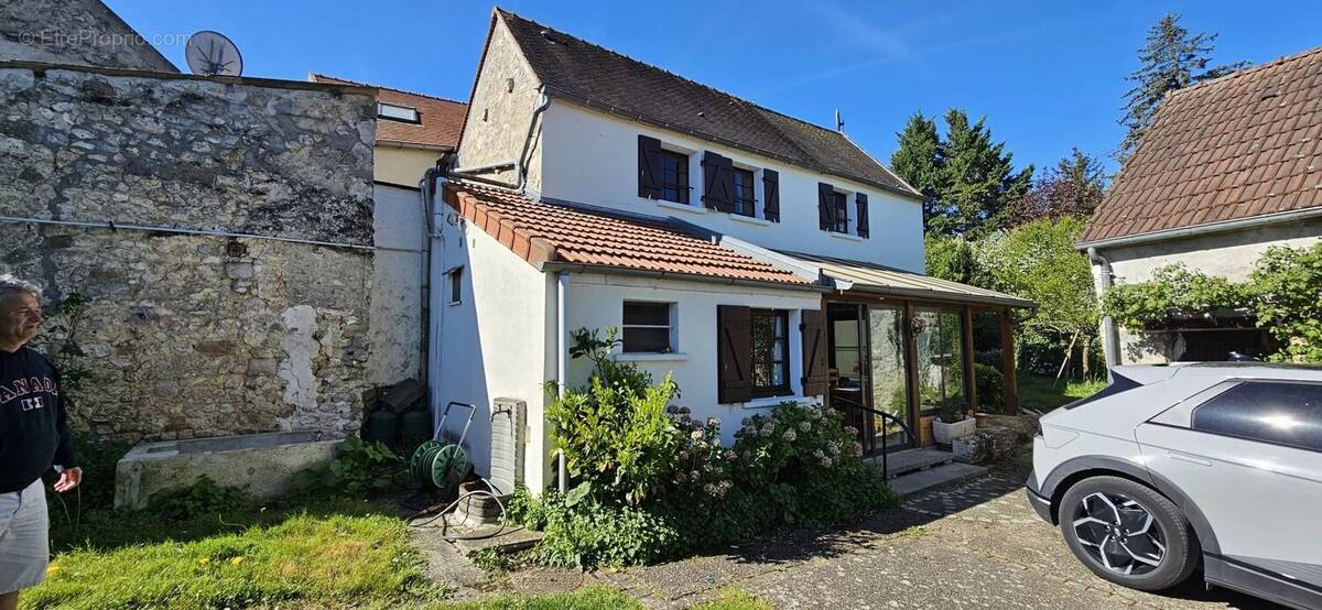 Maison à LA FERTE-ALAIS
